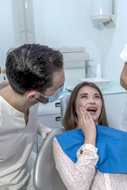 Best Emergency Treatment for Toothache in Lawton, IA